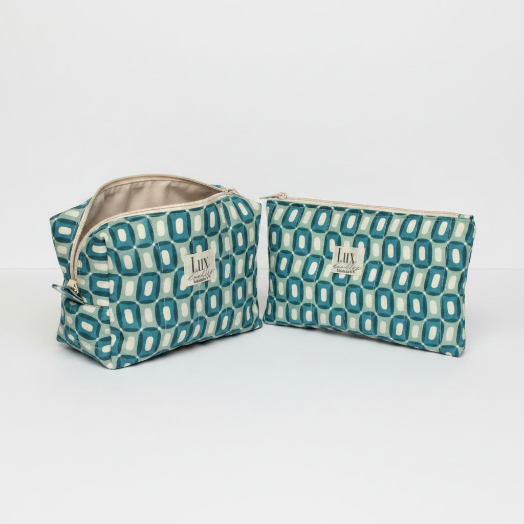 “Ooos" | Boxy Bag & Zipper Pouch Set - Image 3